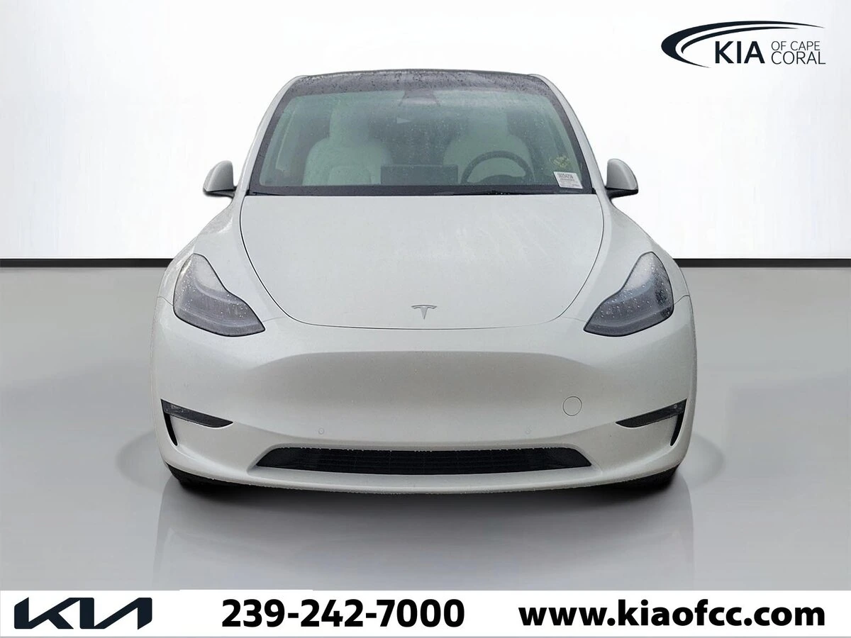 Used 2022 Tesla Model Y Long Range with VIN 7SAYGDEE4NF518778 for sale in Cape Coral, FL