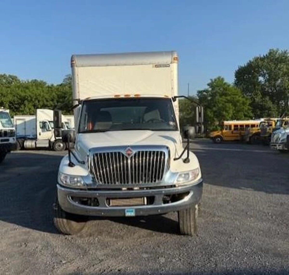 2019 International MV - image 2