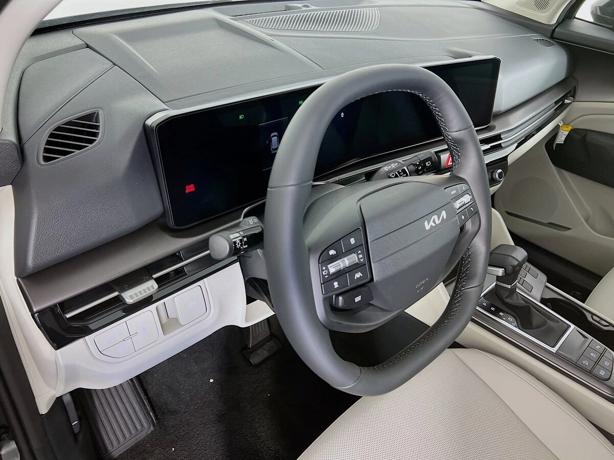 2026 Kia Sportage EX - Photo 6