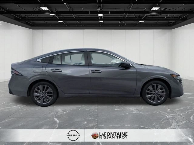 2026 Nissan Sentra SL - Photo 6