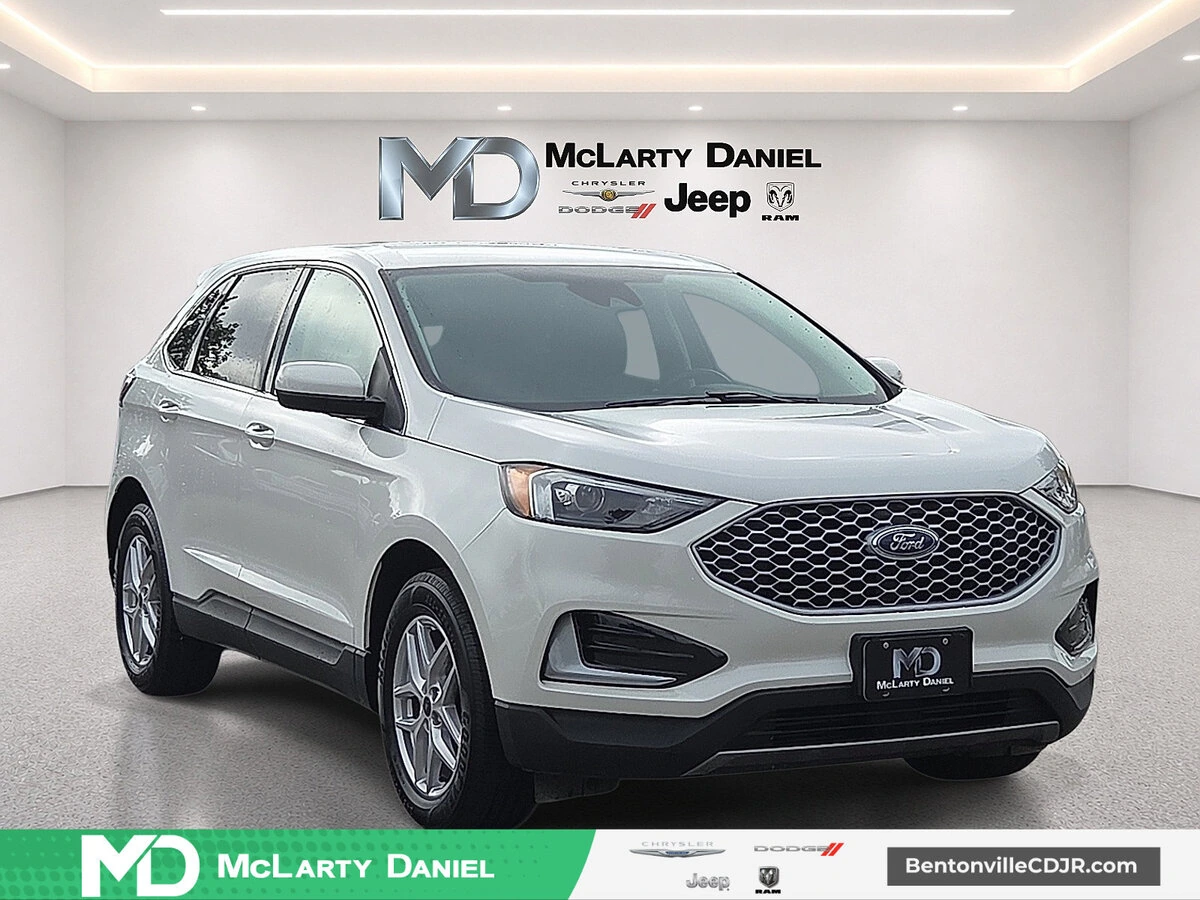 2023 Ford Edge