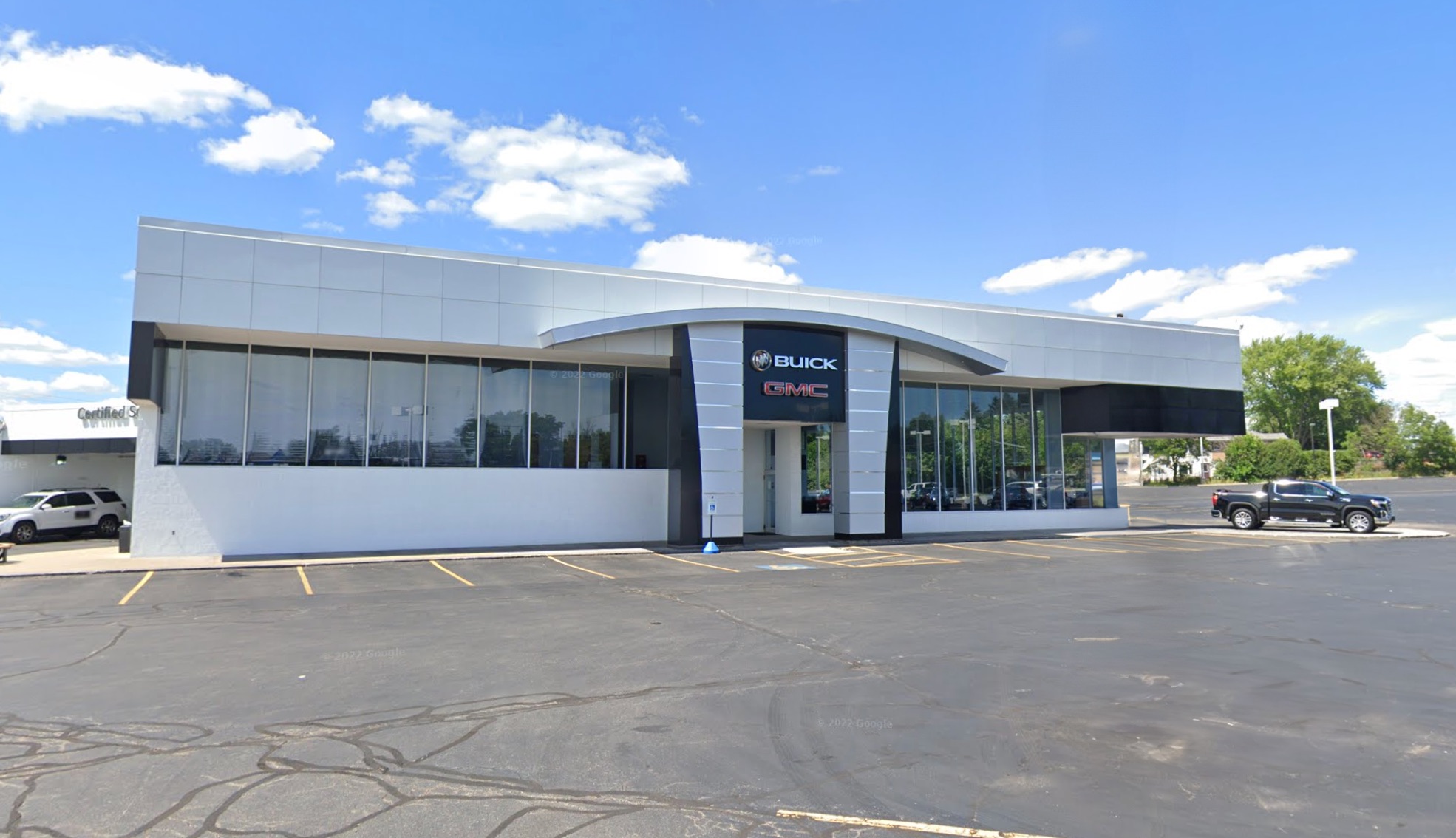 Kunes Buick GMC of Greenfield-exterior