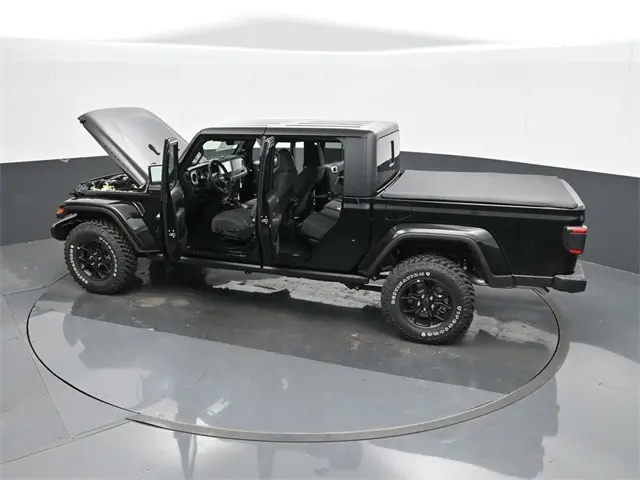 2024 Jeep Gladiator Willys photo 40