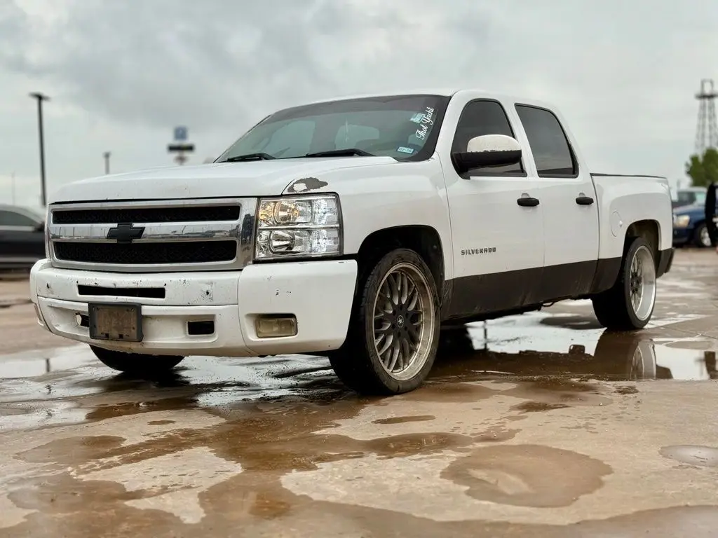 2012 Chevrolet Silverado 1500 photo 3