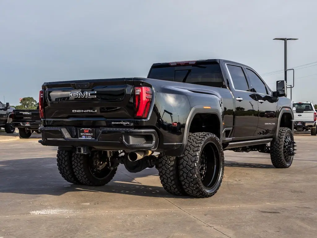 2024 Gmc Sierra HD Denali Ultimate photo 15