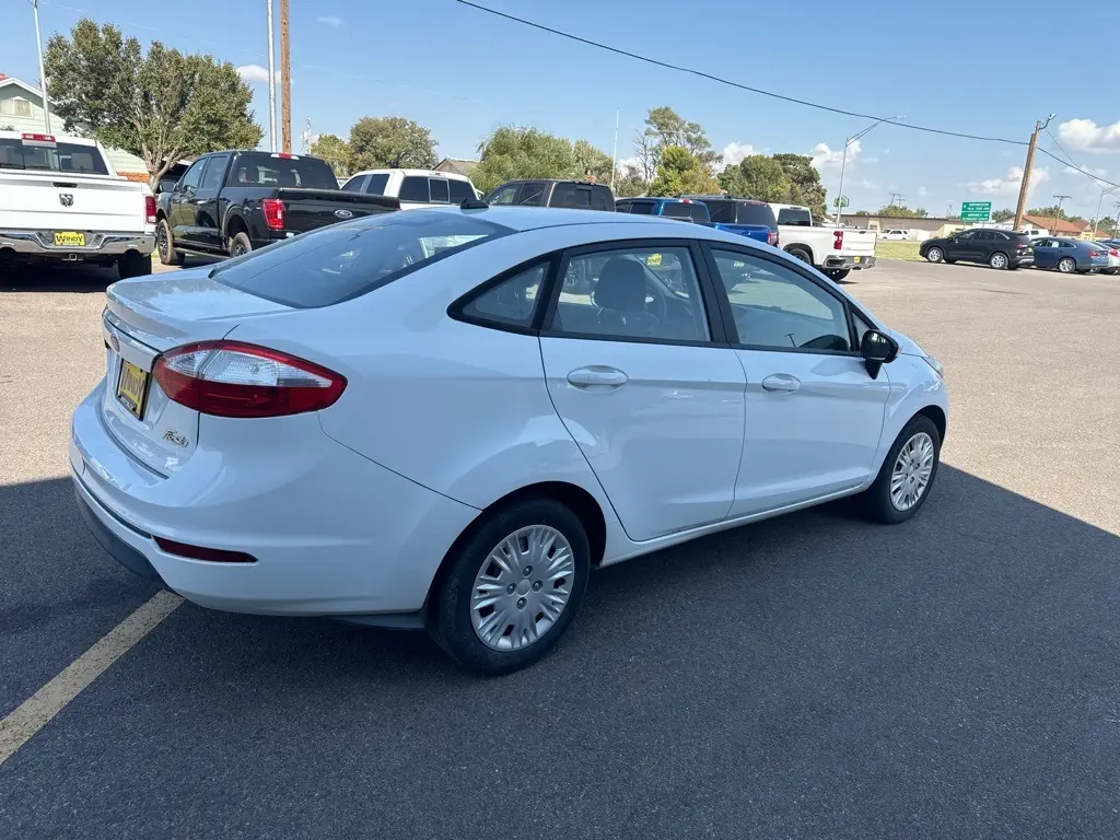 2019 Ford Fiesta S photo 3