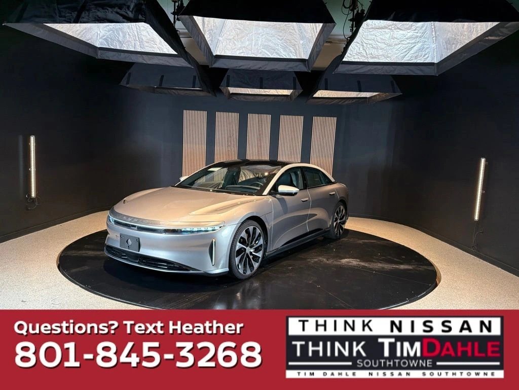 2023 Lucid Air Grand Touring's photo