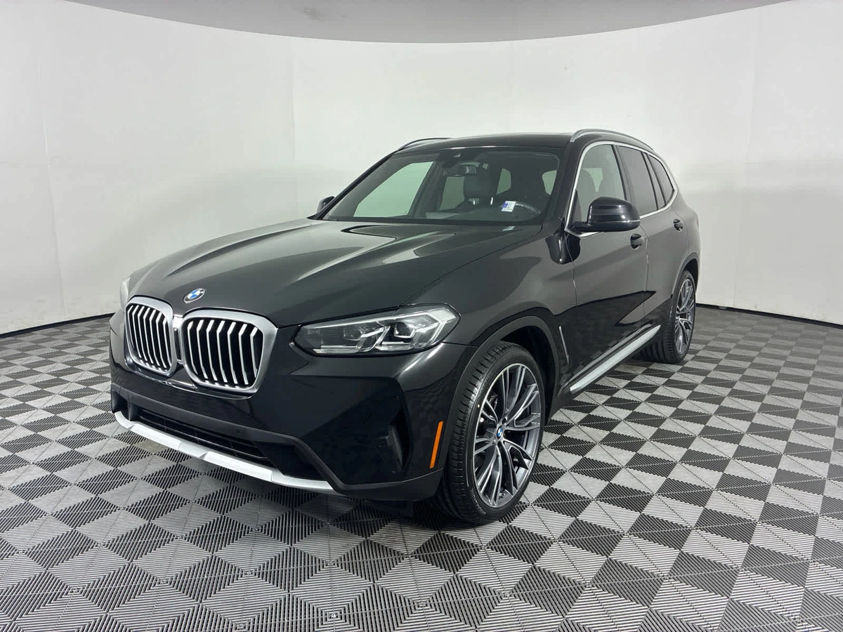 2023 BMW X3 sDrive30i's photo