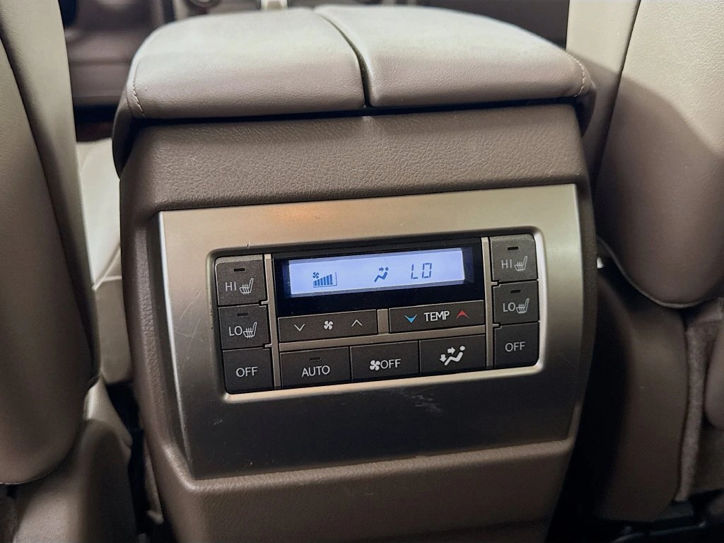 2020 Lexus GX LUXURY - Photo 32