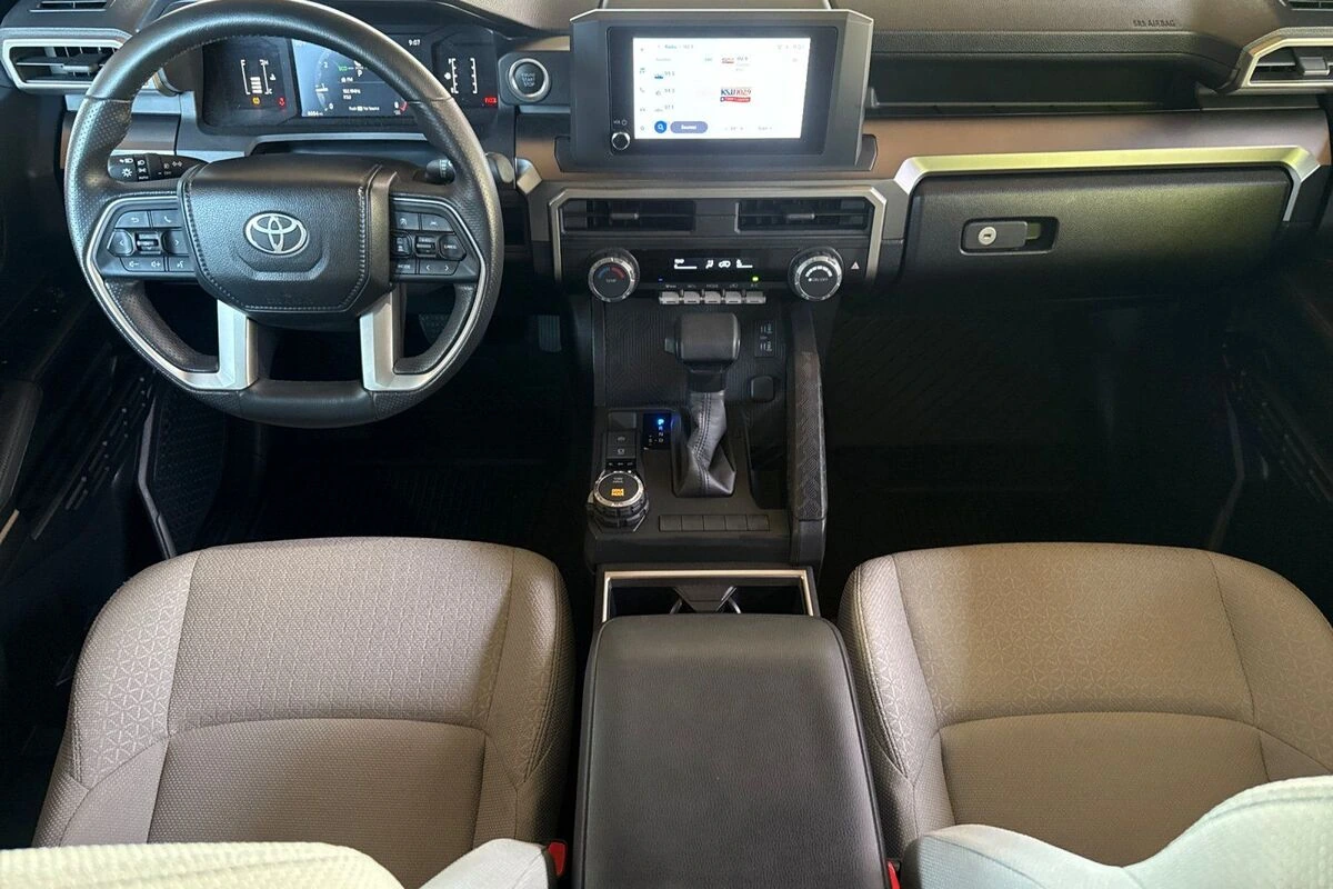 2025 Toyota 4Runner SR5 - Photo 13