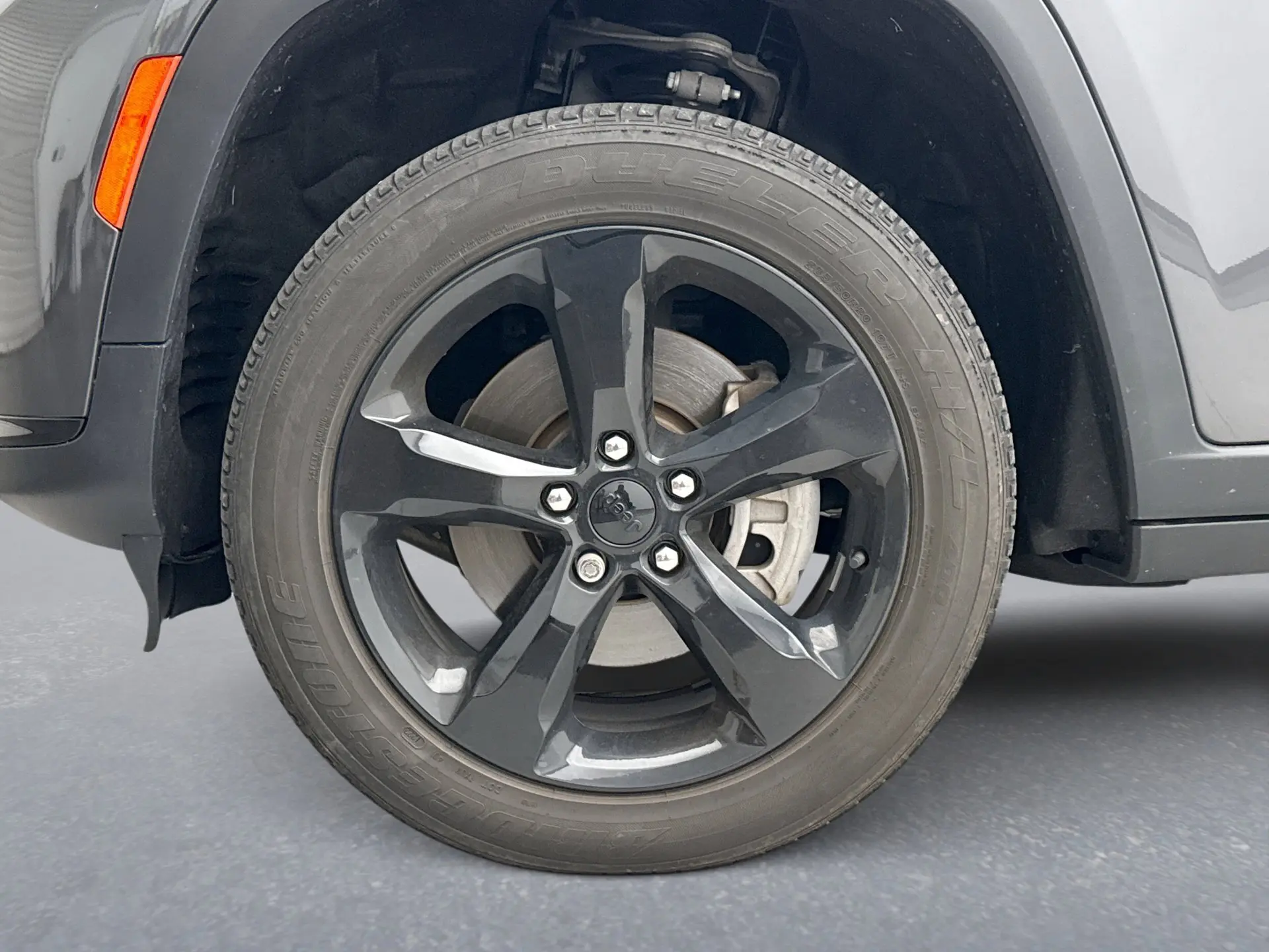 2022 Jeep Grand Cherokee Altitude photo 7