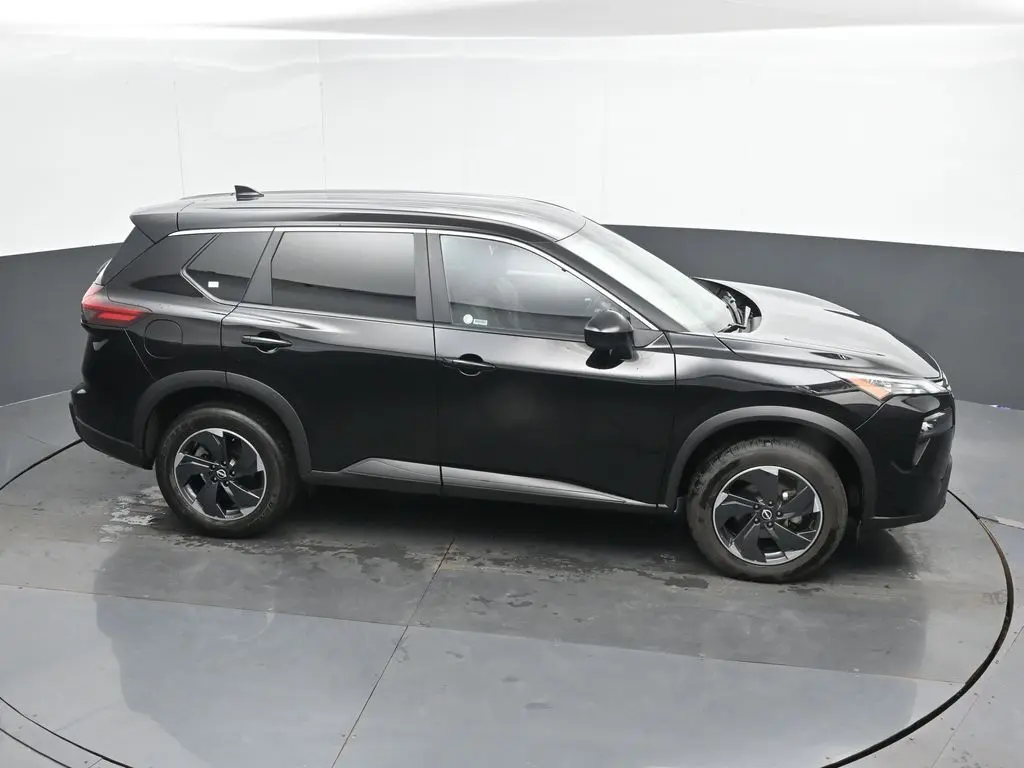 2024 Nissan Rogue SV AWD photo 26
