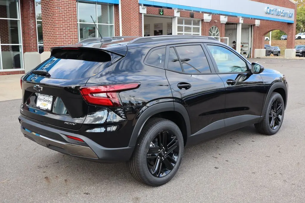 2025 Chevrolet Trax ACTIV photo 24