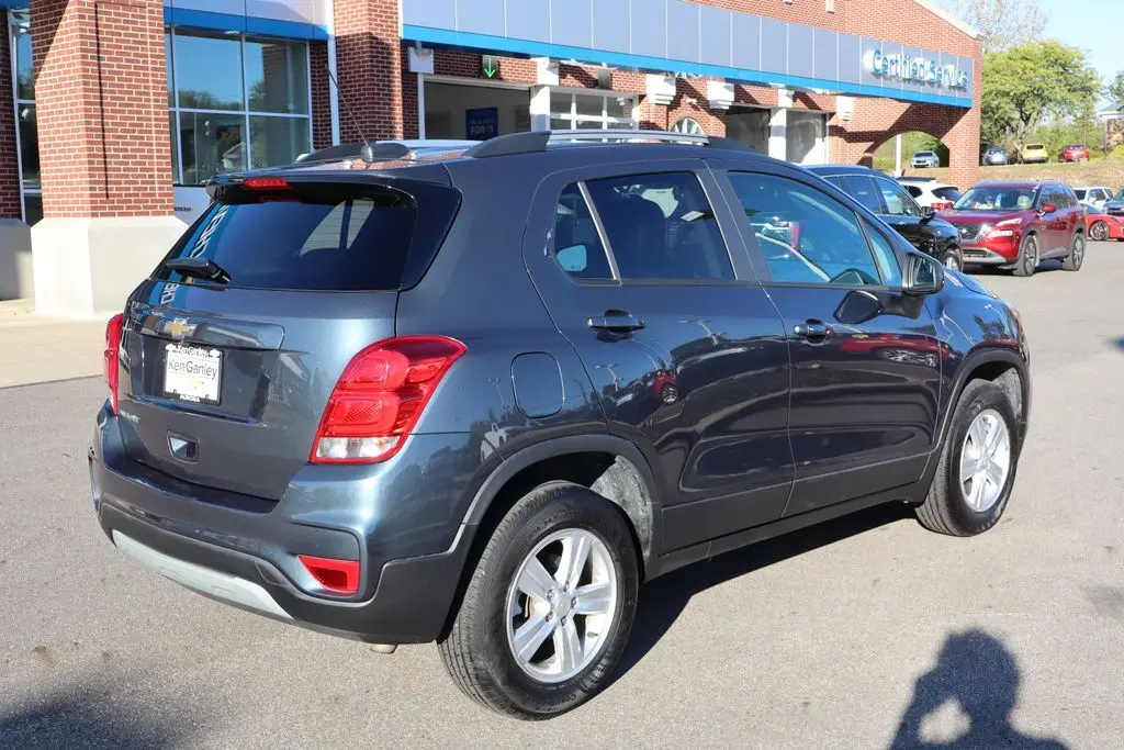2022 Chevrolet Trax LT photo 30
