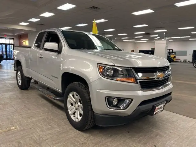 Used 2016 Chevrolet Colorado LT with VIN 1GCHSCEA9G1353745 for sale in Sterling, IL
