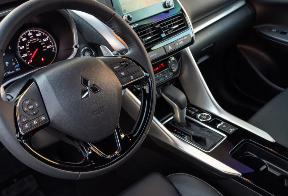 2025 Eclipse Cross Interior