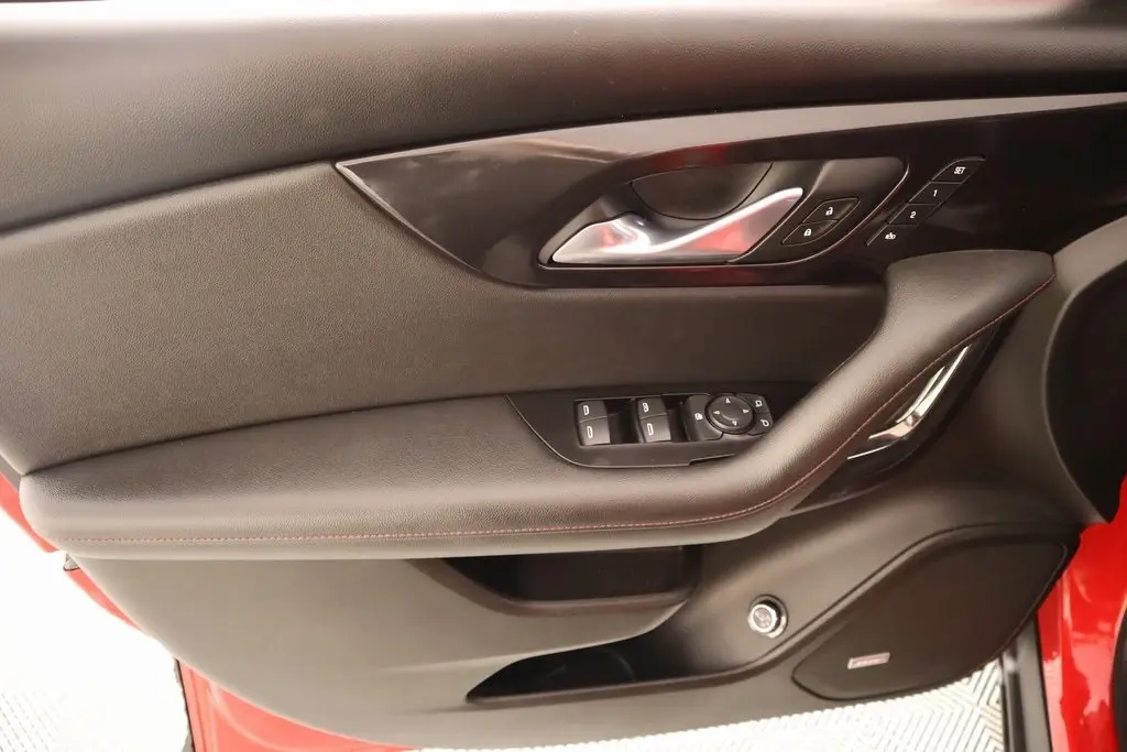 2020 Chevrolet Blazer RS photo 16