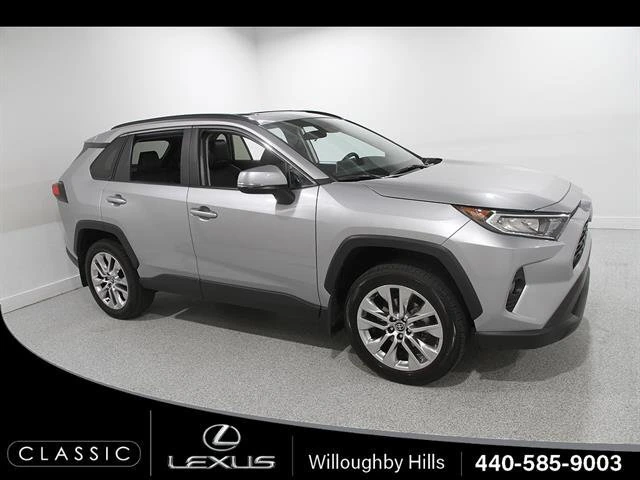 2020 Toyota RAV4 XLE Premium