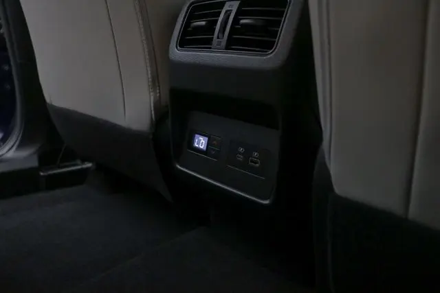 2023 Nissan Rogue SL photo 18