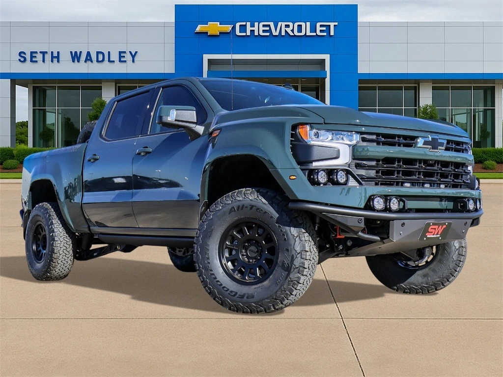 2025 Chevrolet Silverado 1500 LTZ's photo