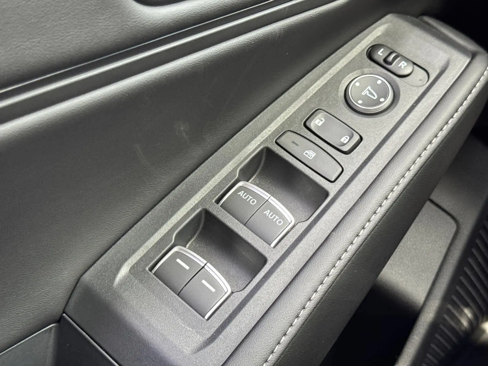 2025 Honda Accord Hybrid Sport photo 23