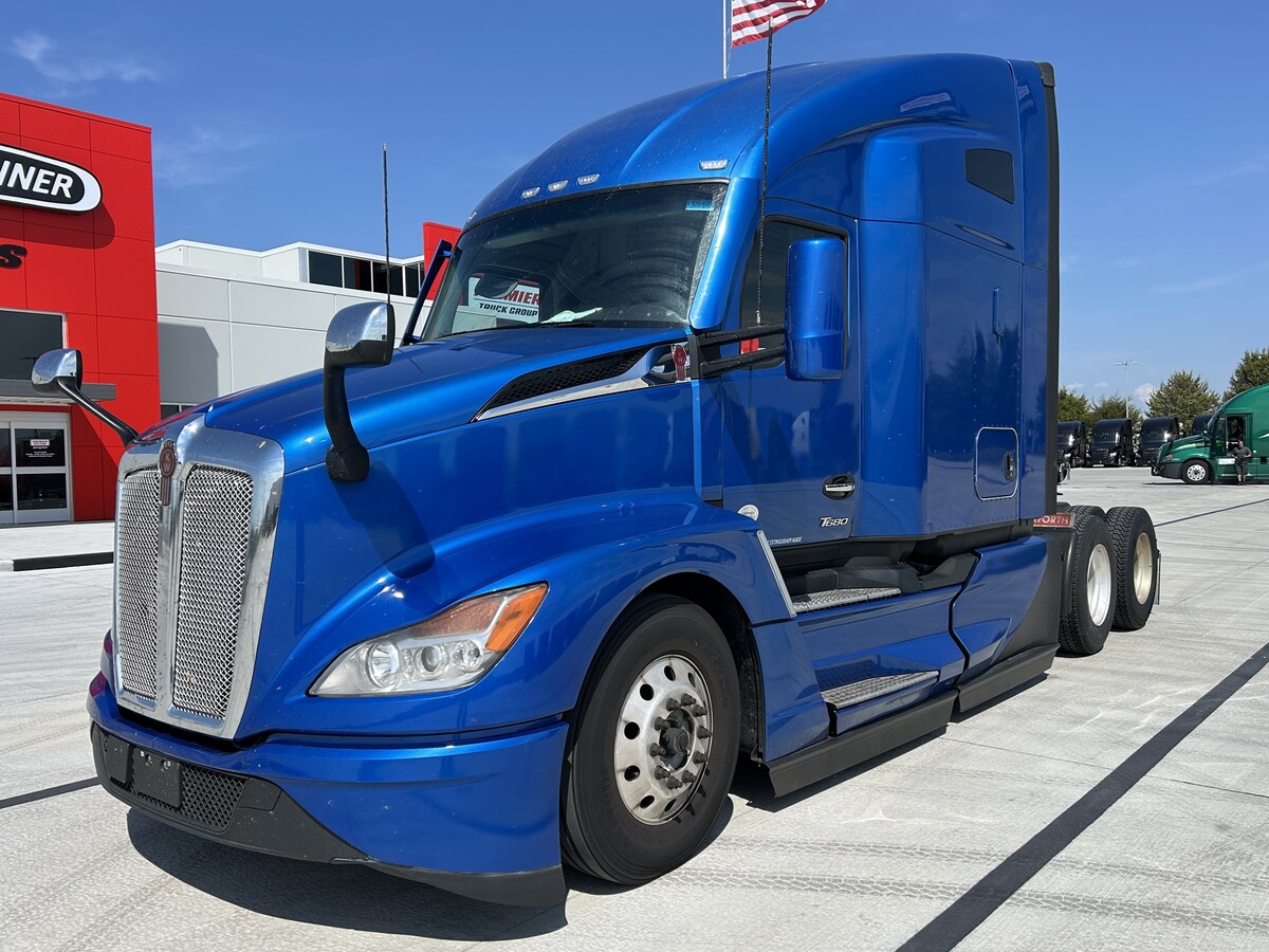 2023 KENWORTH T680