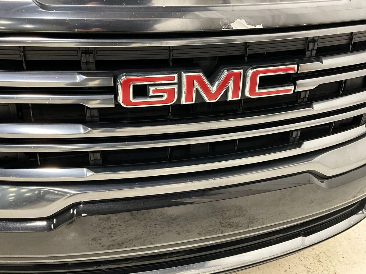 2023 GMC Acadia AT4 - Photo 30