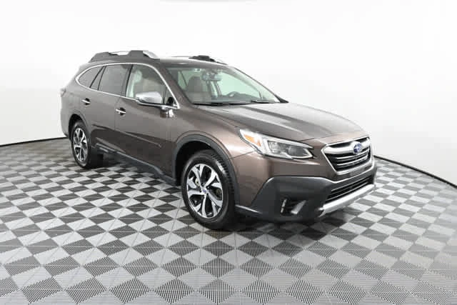 2022 Subaru Outback Touring XT's photo