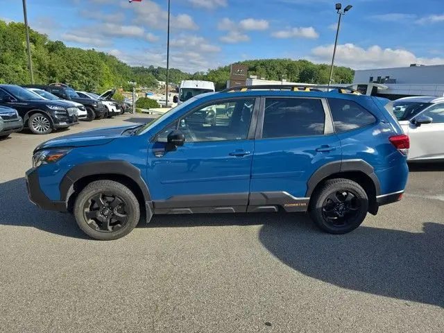 2022 Subaru Forester Wilderness photo 2
