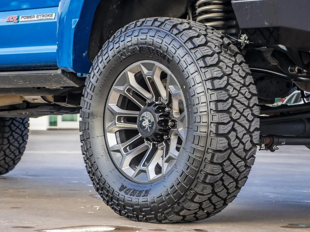 2021 Ford F-250 photo 2