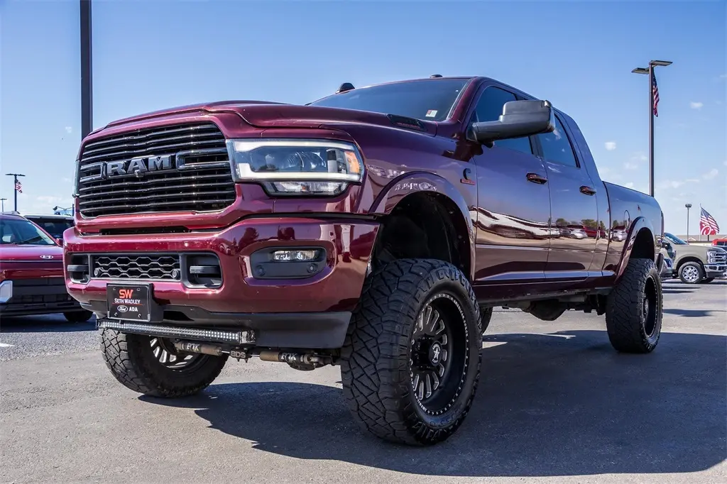 2020 Ram 2500 Laramie photo 3