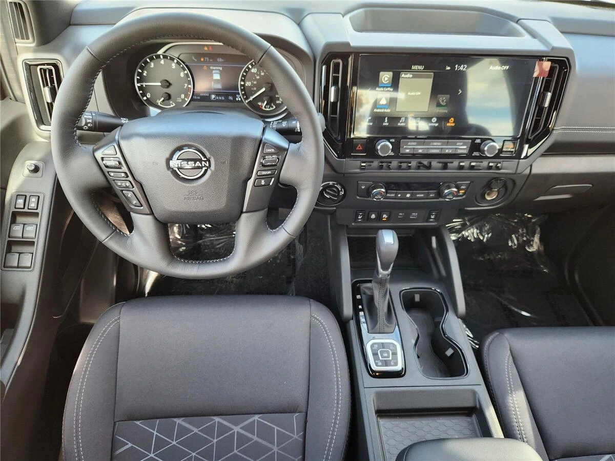 2026 Nissan Frontier SV - Photo 10