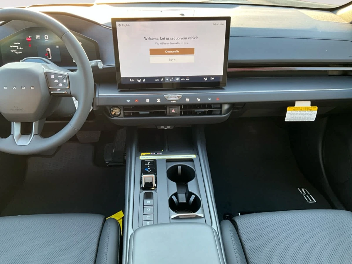 2026 Lexus ES Hybrid 350h Premium+ - Photo 11