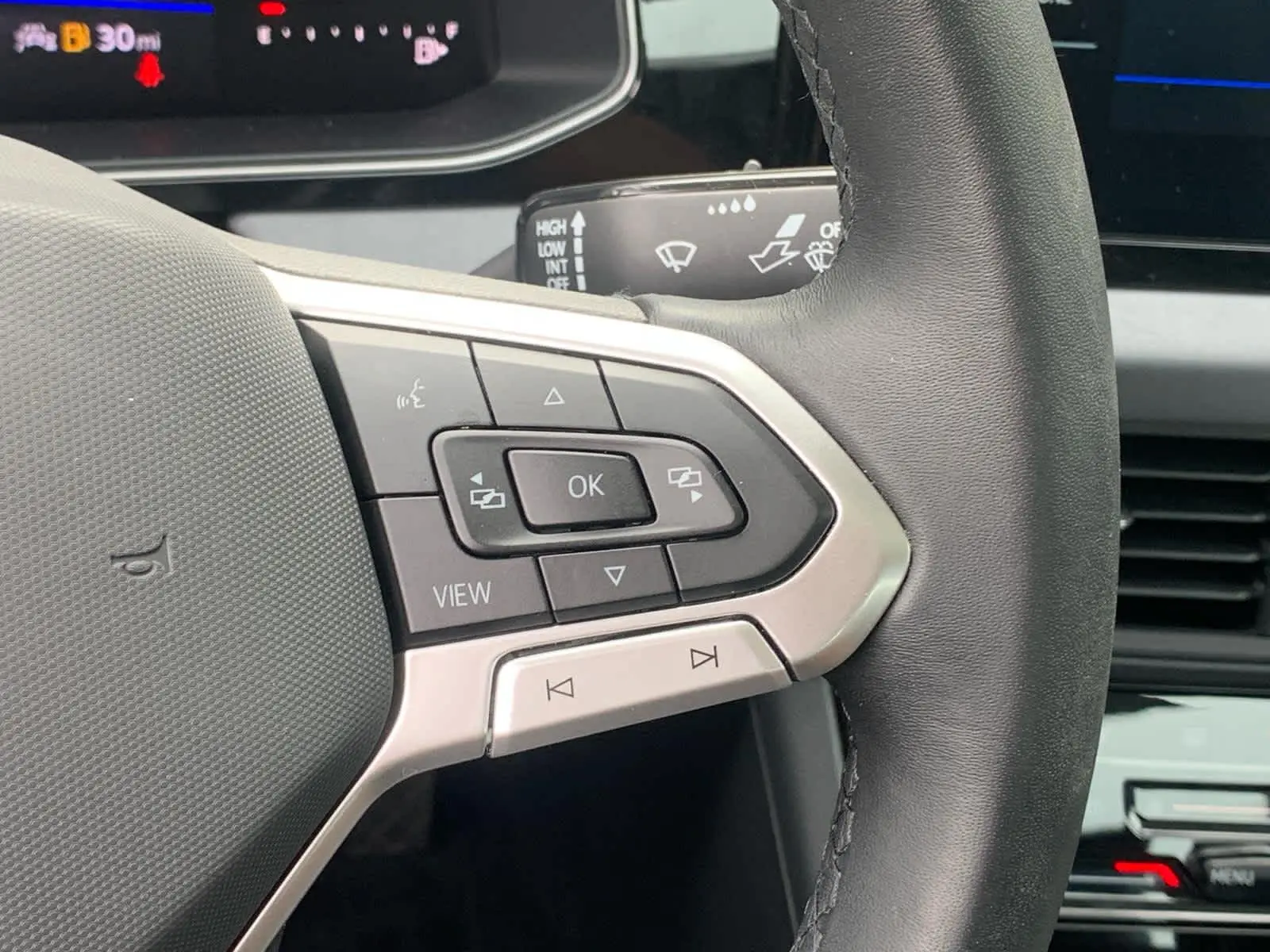 2025 Volkswagen Jetta SE photo 18