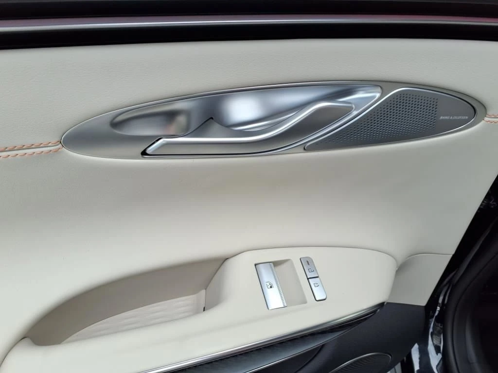 2026 GENESIS GV70 Sport Prestige - Photo 8