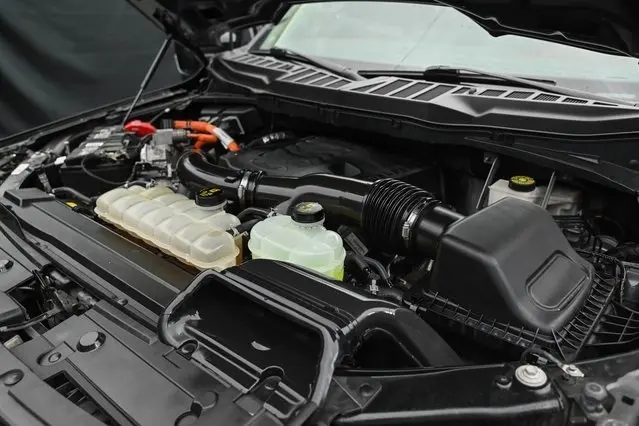 2022 Ford F-150 Lariat photo 24