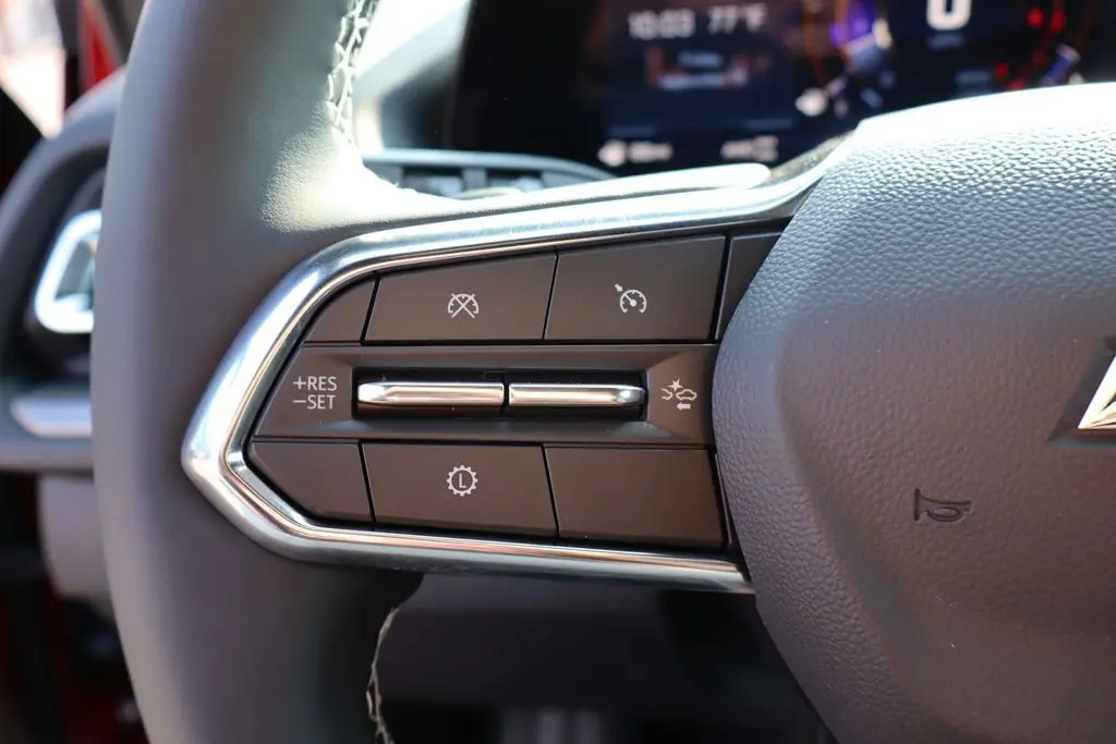 2026 Chevrolet Traverse 2LT photo 14