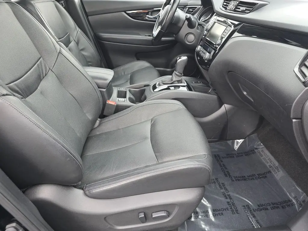 2021 Nissan Rogue Sport SL photo 24