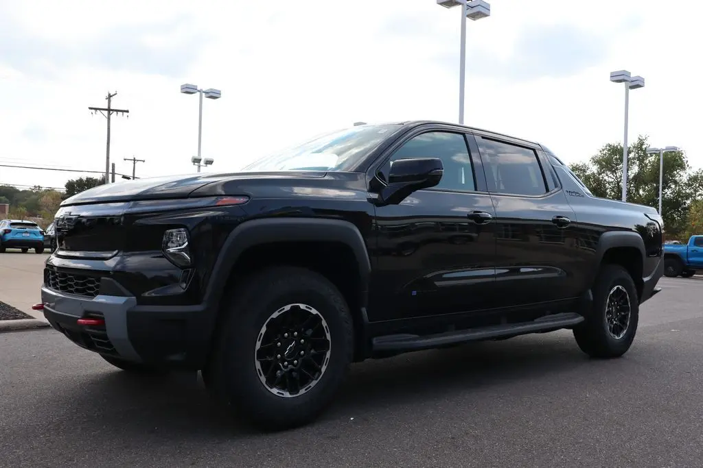 2026 Chevrolet Silverado EV Trail Boss photo 6