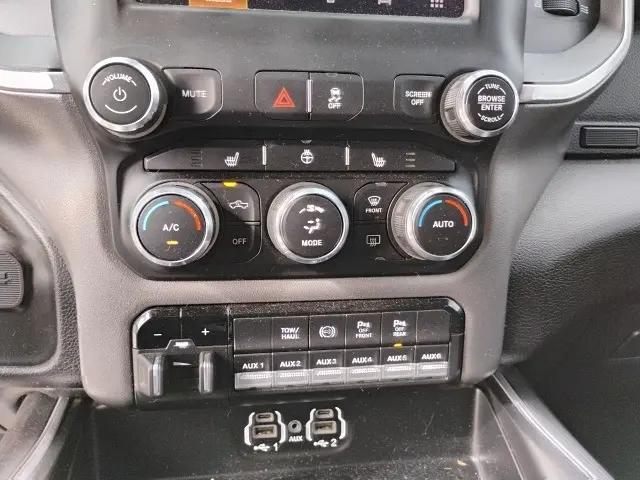 2022 Ram 3500 Lone Star photo 14