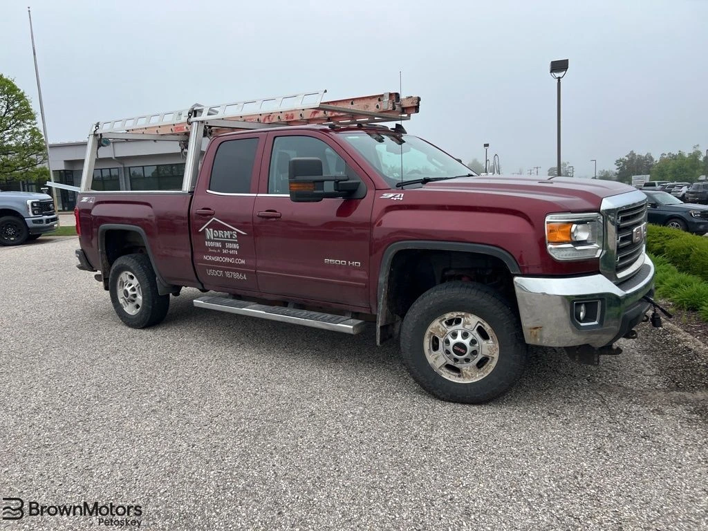 2016 GMC Sierra 4WD Double Cab Standard Box SLE's photo