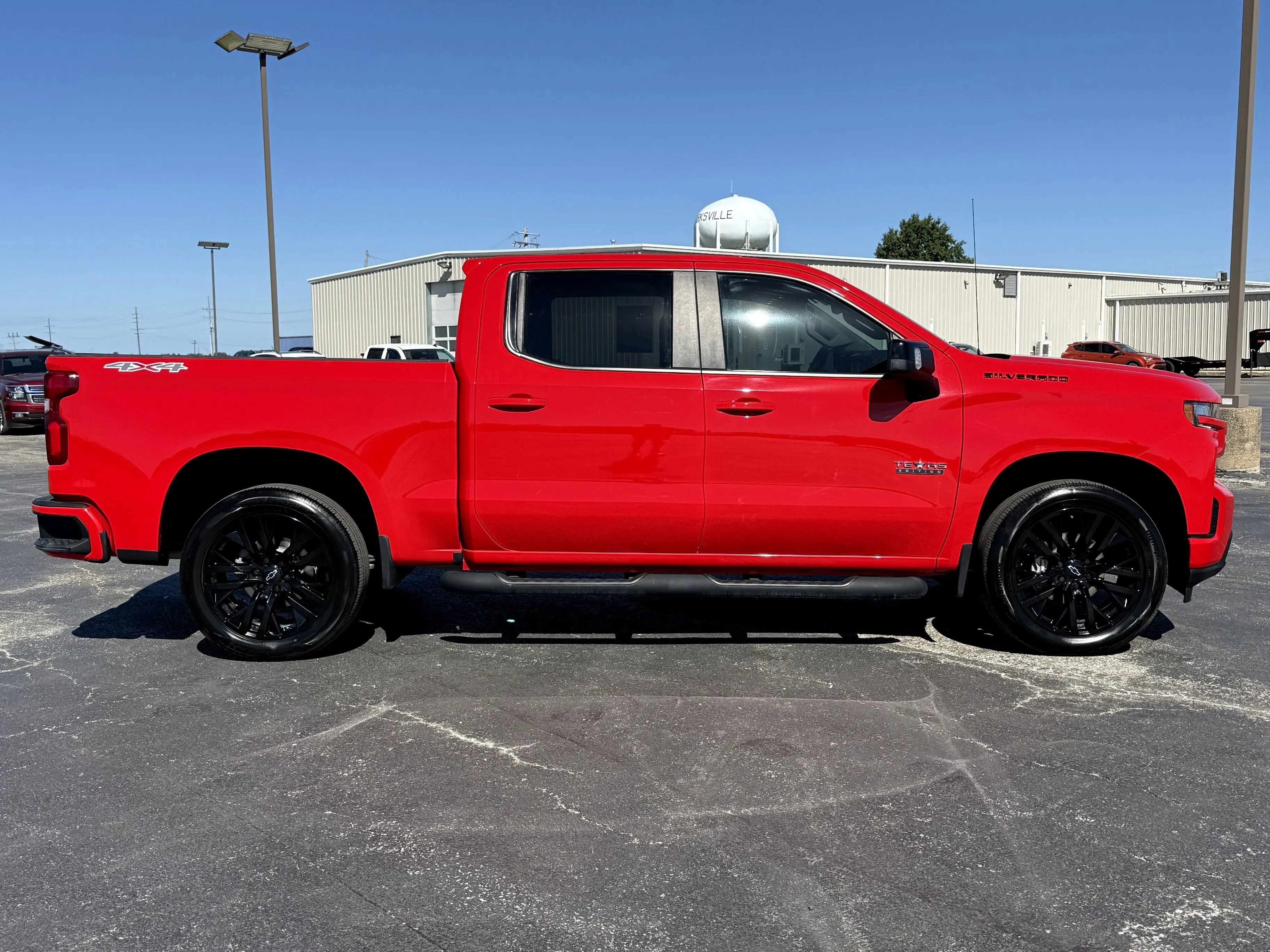 2022 Chevrolet Silverado 1500 RST photo 2