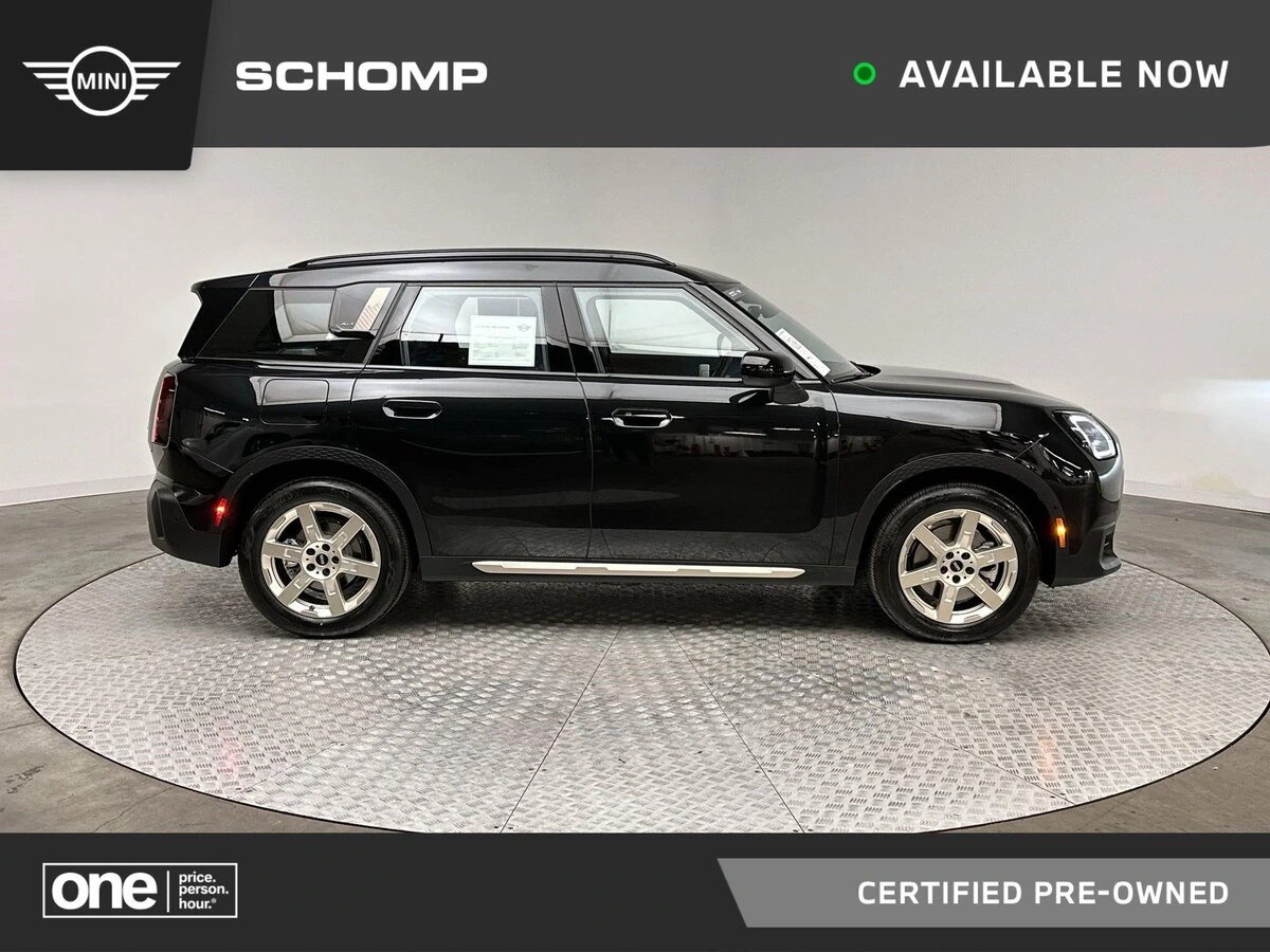 2025 MINI Countryman S's photo