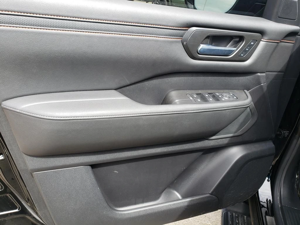 2025 Nissan Armada PRO-4X - Photo 14