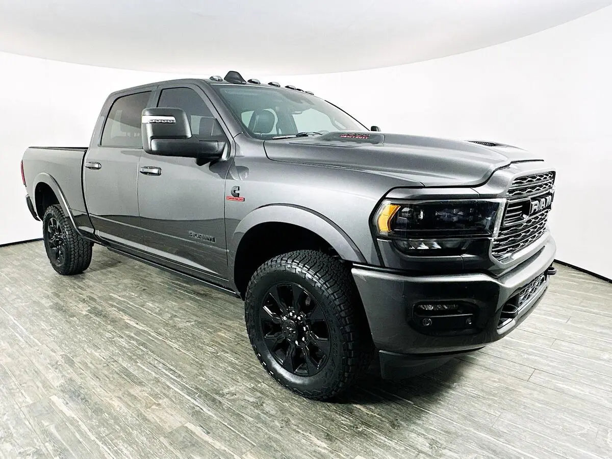 2024 RAM Ram 2500 Pickup Laramie Limited's photo