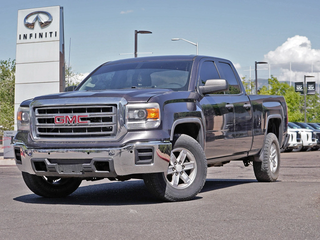 2015 GMC Sierra 2WD Double Cab 1SA SWB's photo