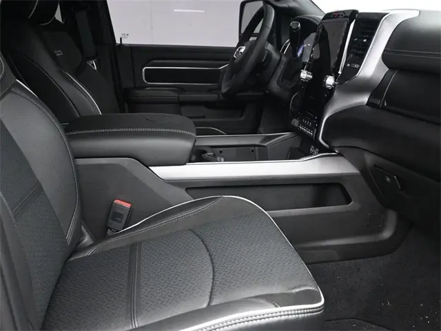2025 Ram 2500 Laramie photo 13