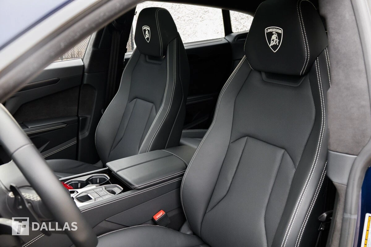 2024 Lamborghini Urus S - Photo 23