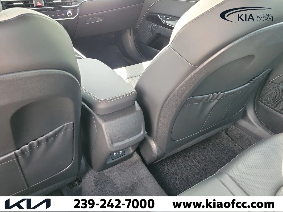 2026 Kia K5 GT-Line - Photo 13
