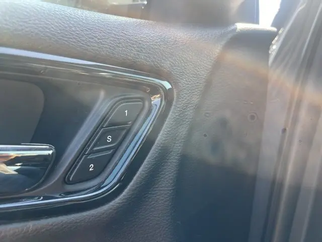 2022 Dodge Durango R/T photo 3